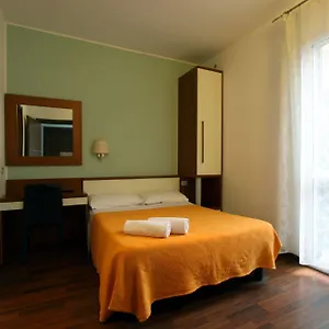 lux-hotel-durante.italymilanhotels.net/
