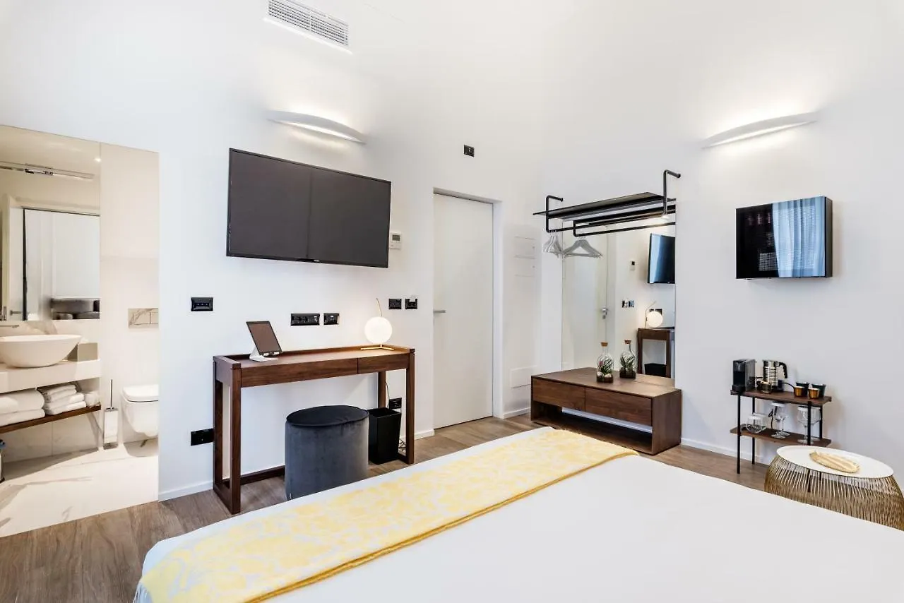 La Spezia By The First - Luxury Rooms & Suites