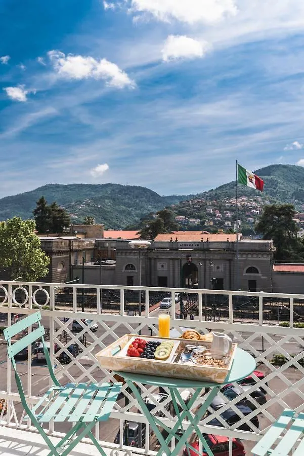 ** Guest house La Spezia By The First - Luxury Rooms & Suites Italy