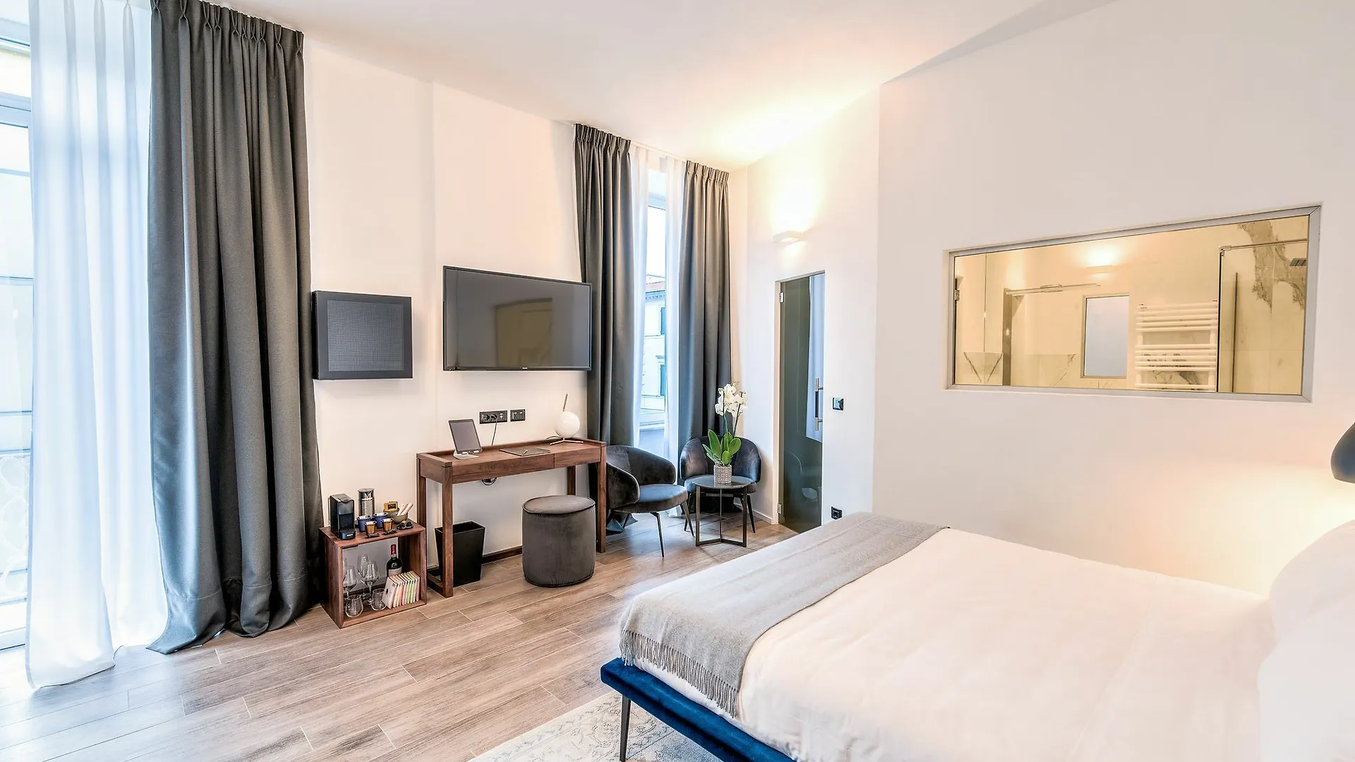 ** Guest house La Spezia By The First - Luxury Rooms & Suites Italy